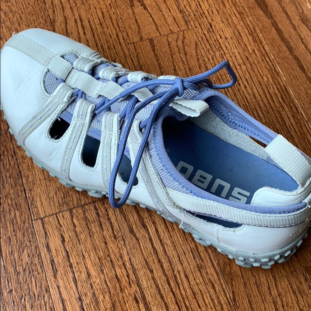 Tsubo White Women’s Shoes
